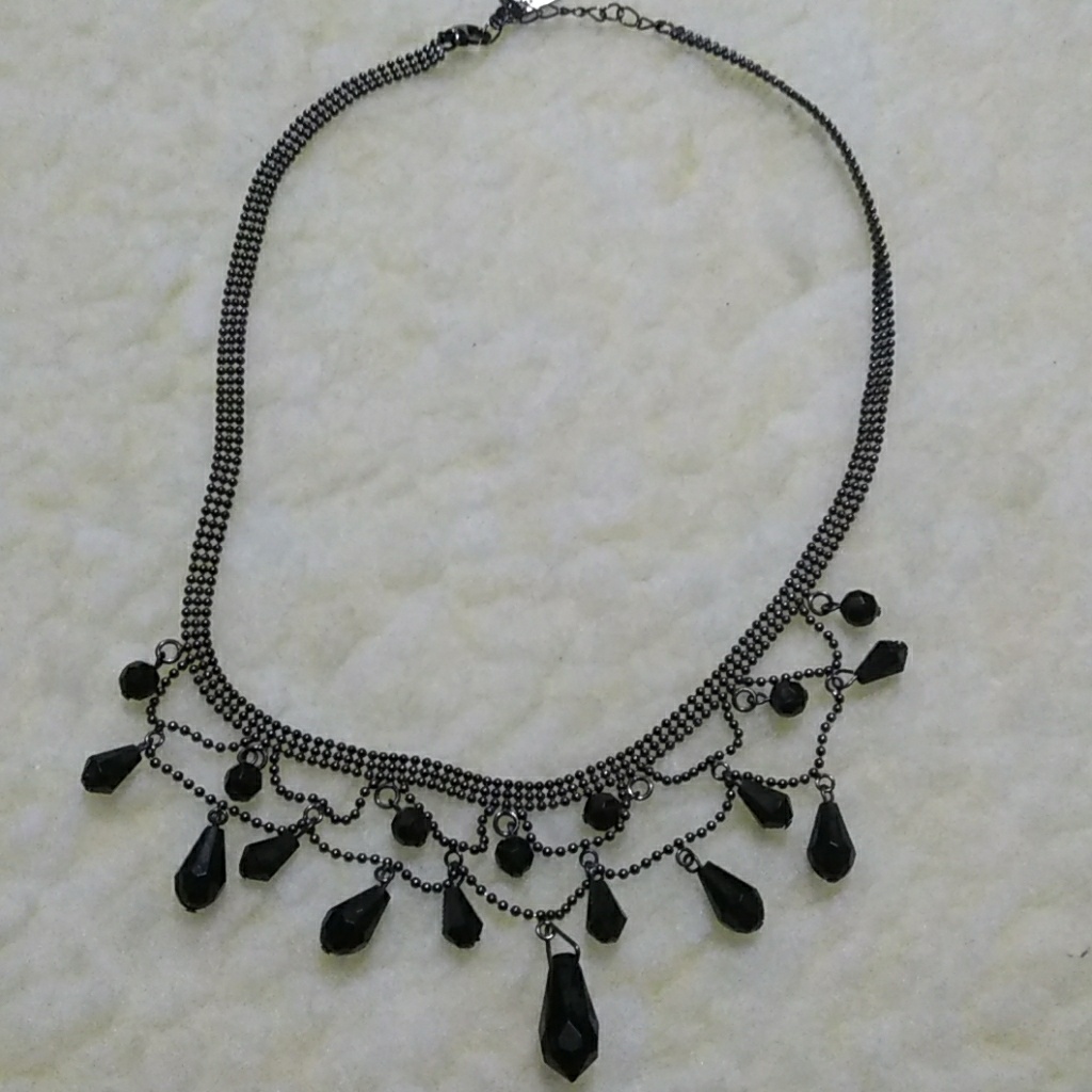 Liz&Co Necklace Like New